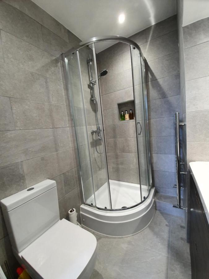 Park View Two-Bedroom Apartment Бат Экстерьер фото