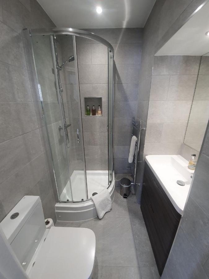 Park View Two-Bedroom Apartment Бат Экстерьер фото